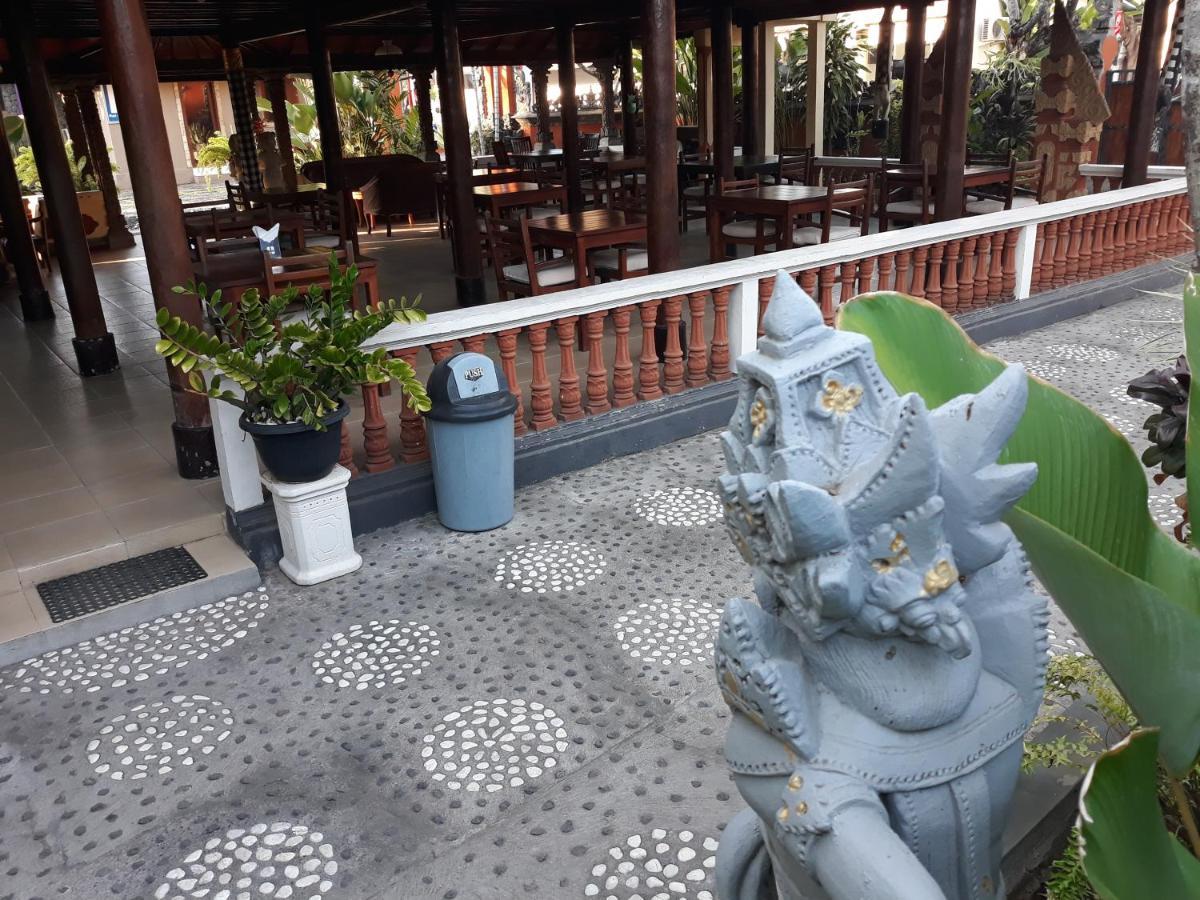 Puri Bali Hotel Lovina Exterior foto